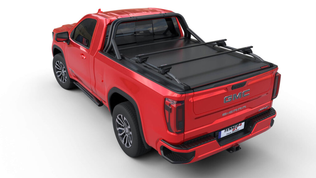 GMC Sierra mit Laderaumabdeckung von Tessera