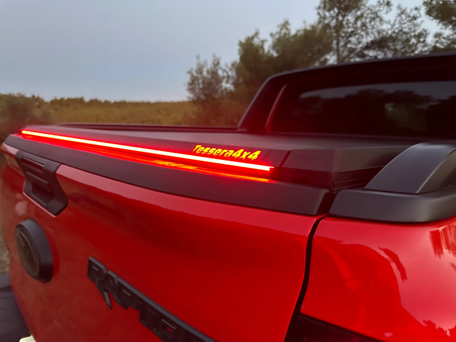Laderaumabdeckung Tessera SE+ Ford Ranger (P703) 2023+ WILDTRAK PLATINUM RAPTOR 010 Laderaumabdeckung Rollverdeck Tessera SE+ manuell für FORD Ranger T6.2 P703 WILDTRAK / RAPTOR 2023+ TESS 16080 SE+ black matt