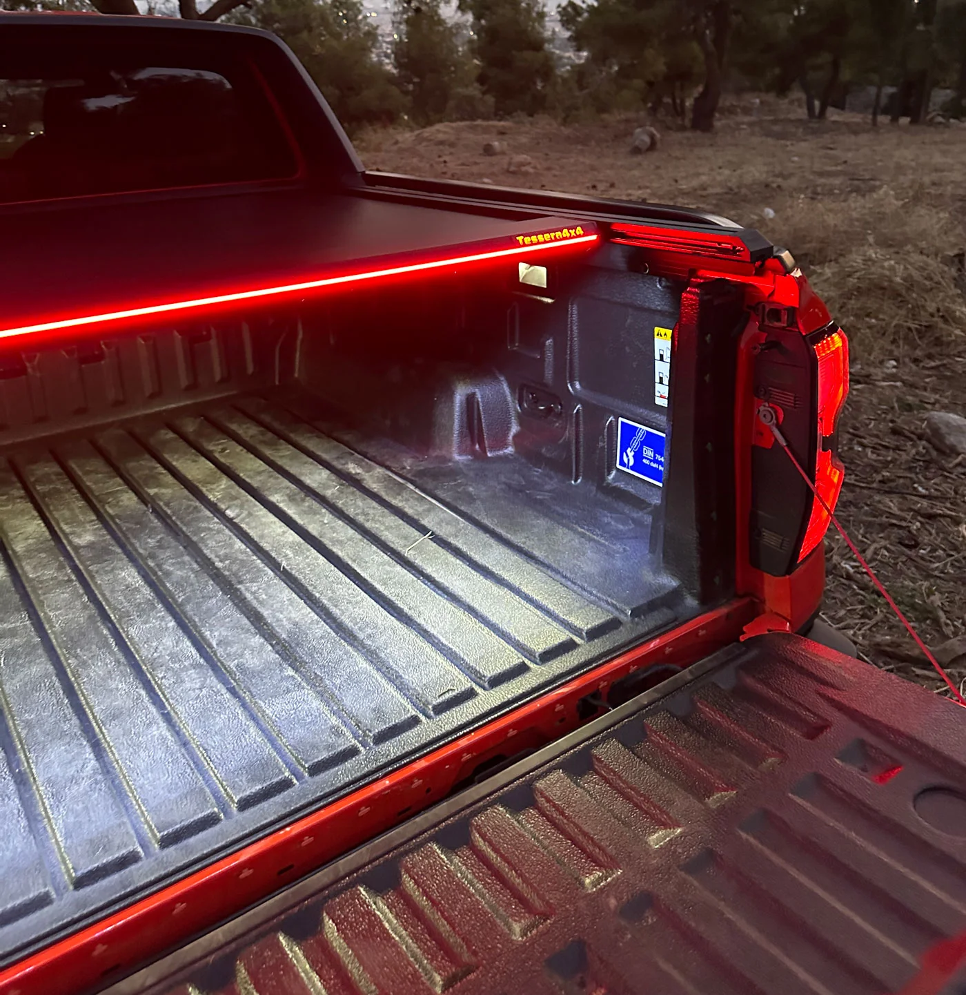Laderaumabdeckung Tessera SE+ Ford Ranger (P703) 2023+ WILDTRAK PLATINUM RAPTOR 014 Laderaumabdeckung Rollverdeck Tessera SE+ manuell für FORD Ranger T6.2 P703 WILDTRAK / RAPTOR 2023+ TESS 16080 SE+ black matt